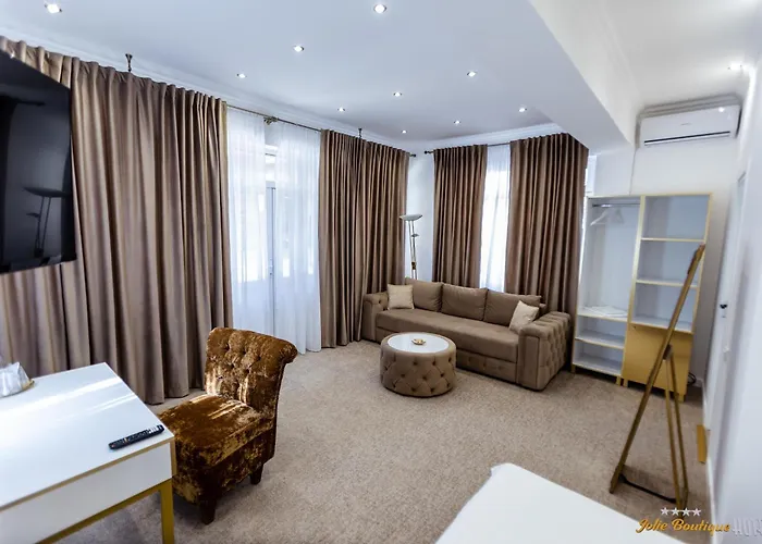 Hotel Jolie Boutique Corp B 3*